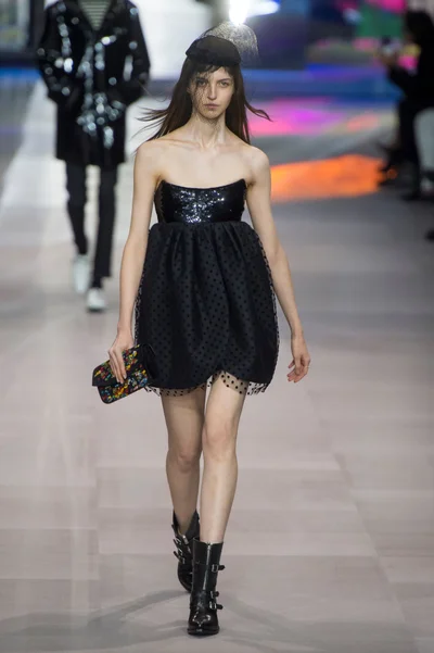 Look 35